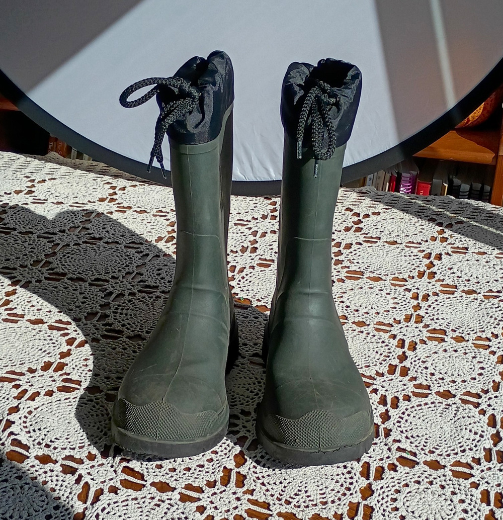 Kamik Mens Size 8 Olive Green Rubber Rain Boots Drawstring Gaiter Made In Canada